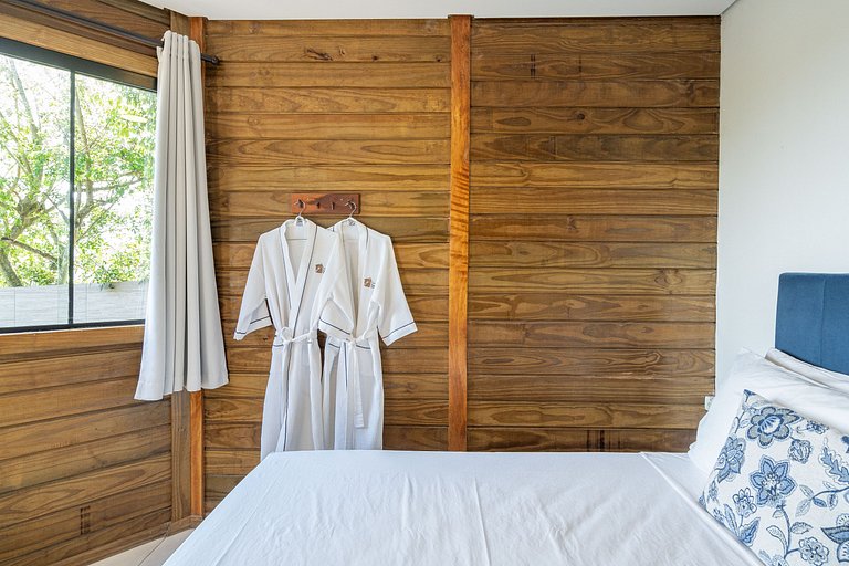 Cabana com hidro grande próxima à praia