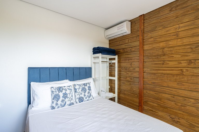 Cabana com hidro grande próxima à praia