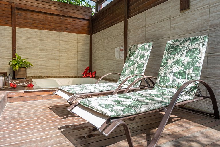 Apê Cabana Romântica com Hidro Spa, Lareira, Churrasqueira
