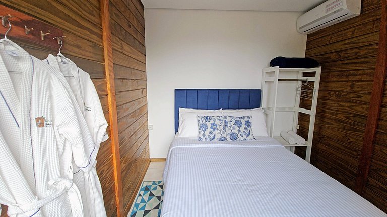 Cabana com hidro grande próxima à praia