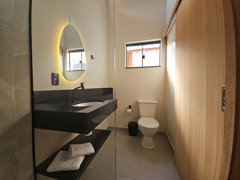 Loft com banheira com hidro casal próximo ao mar