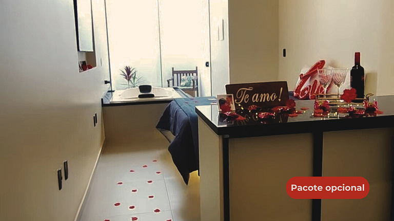 Loft c/ hidro, ar cond quente/frio proximo à praia