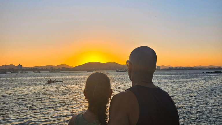 Loft com banheira hidro com praia no fim da rua