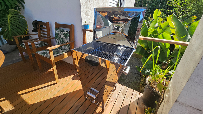 Casa com piscina e terraço próximo à praia
