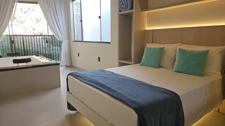 Sobrado hidro casal com praia no fim da rua